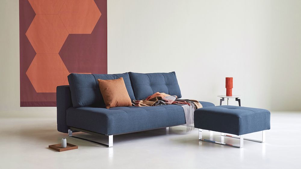 Supremax sofa z podnóżkiem 528 01