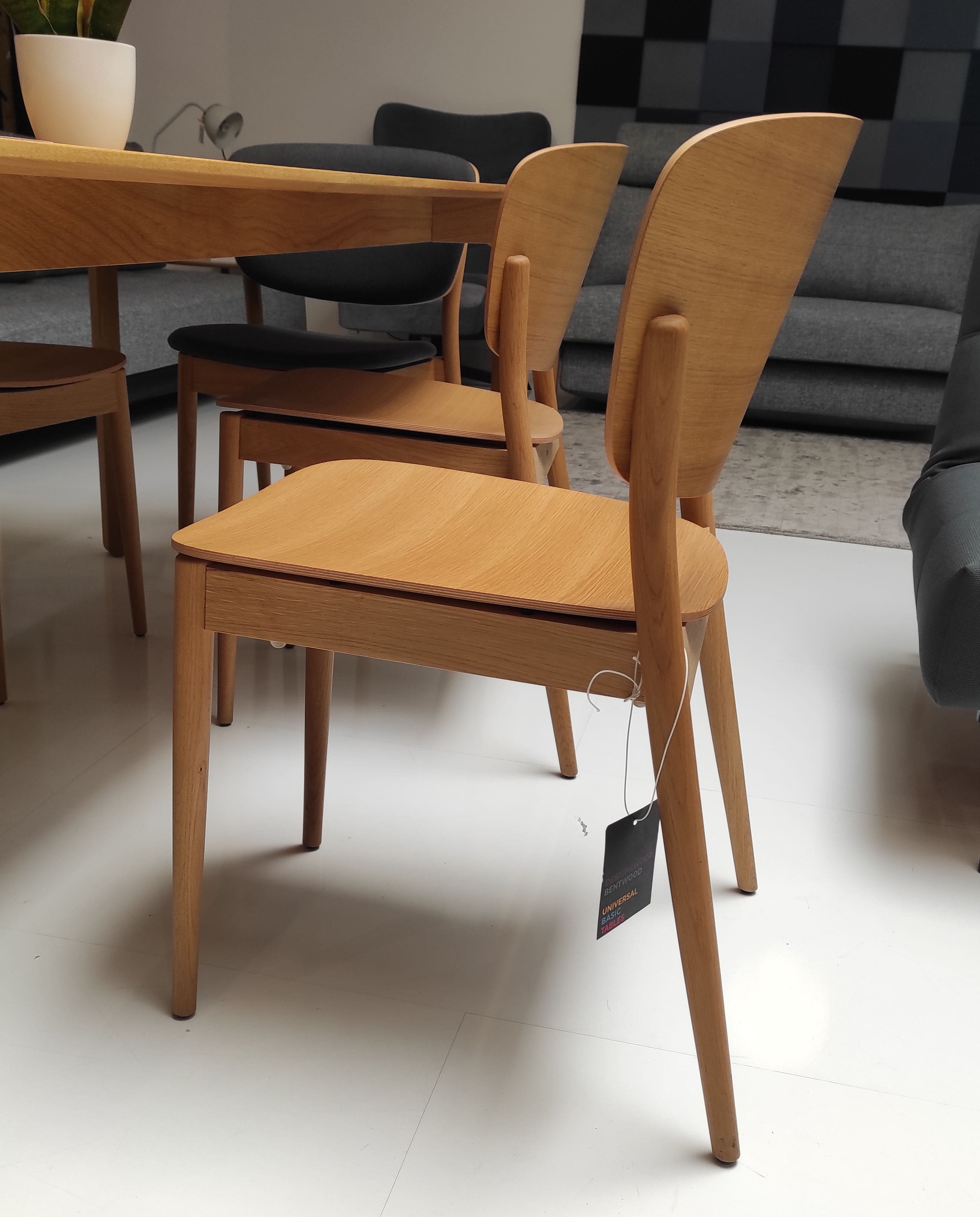 krzesło tapicerowane valencia ton 05